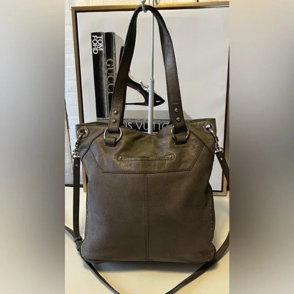 B Makowsky Pebble leather studded shoulder bag Tote Crossbody - Picture 2 of 7